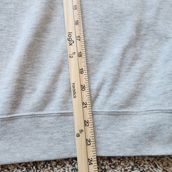 ZARA GREY SWEATSHIRT WITH BLUE FUR SLEEVES WOMENS SIZE Large TOP - Picture 10 of 10